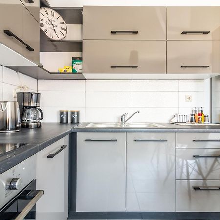 Modern Renovated Apt For Relax Heraklion  Luaran gambar